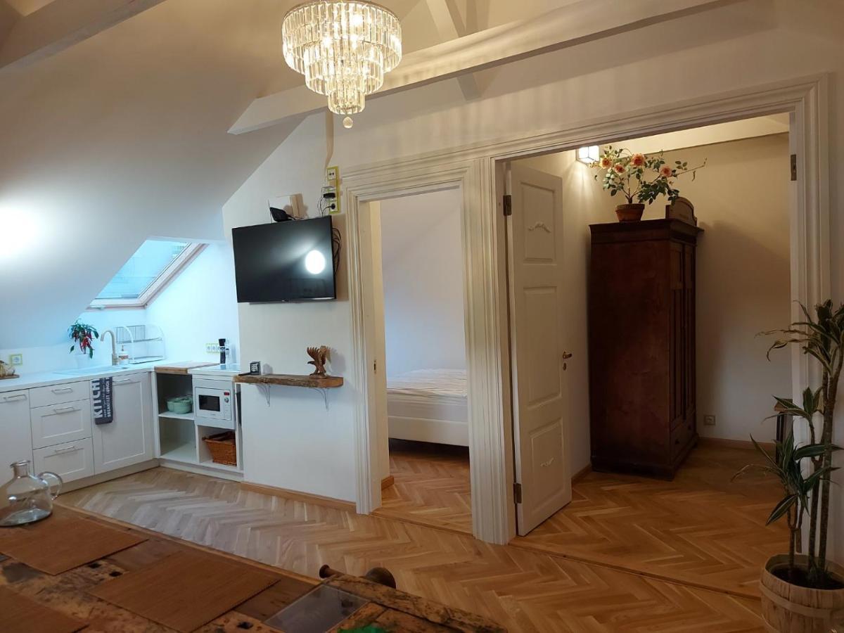 Modern History Apartment Таллінн Екстер'єр фото