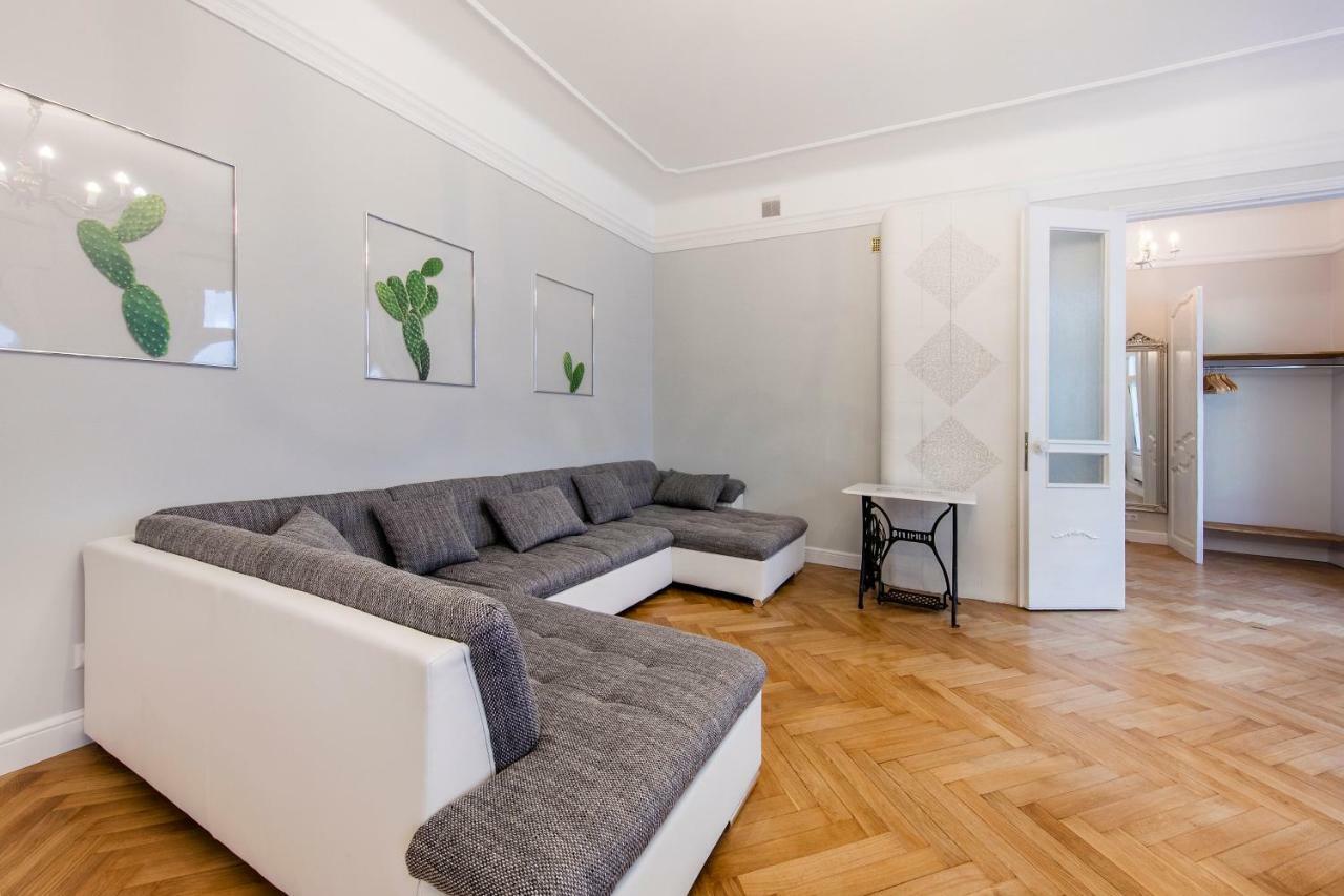 Modern History Apartment Таллінн Екстер'єр фото